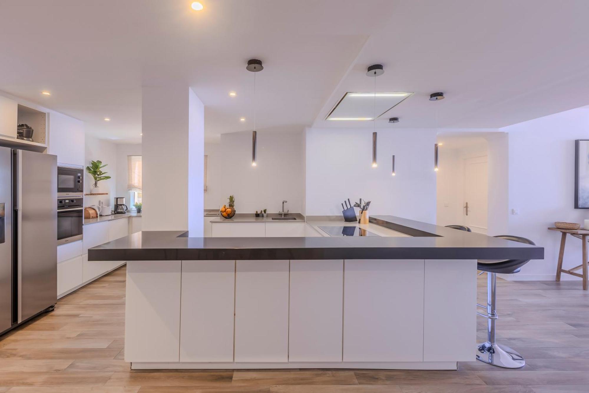 2 Bedroom Amazing Views Golf And Pool *