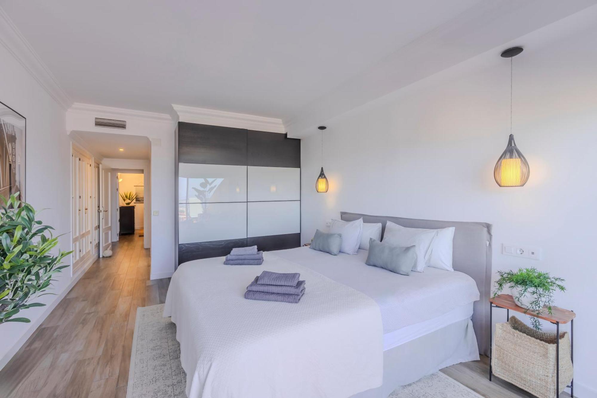 2 Bedroom Amazing Views Golf And Pool